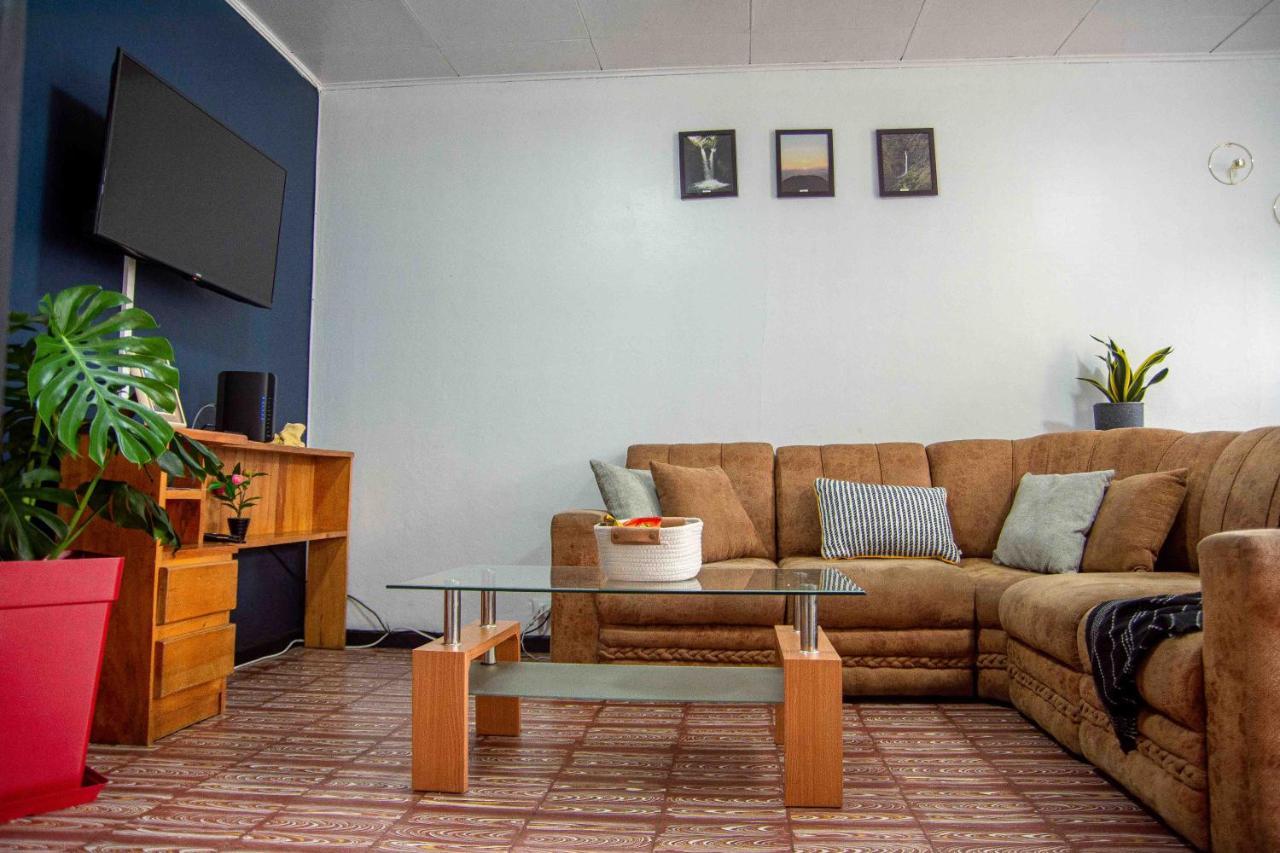 5 Min From The Airport - Perfect Stop Alajuela Esterno foto